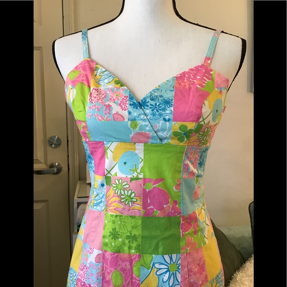 Lilly Pulitzer colorful dress. Size 0 - Picture 3 of 4